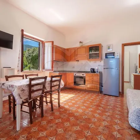 Bilocale Ortensia - Goelba Seccheto